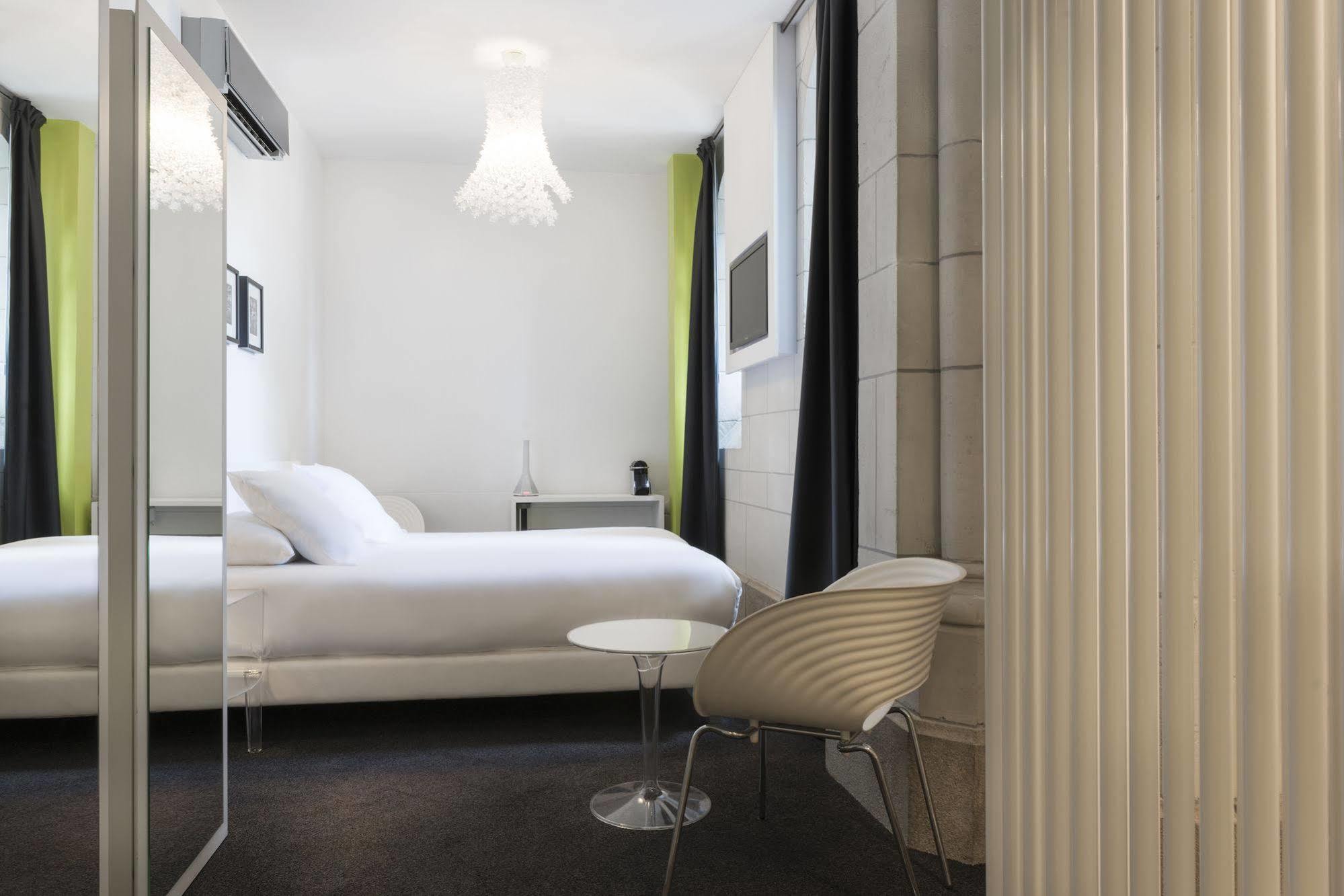 Sozo Hotel Nantes Bagian luar foto